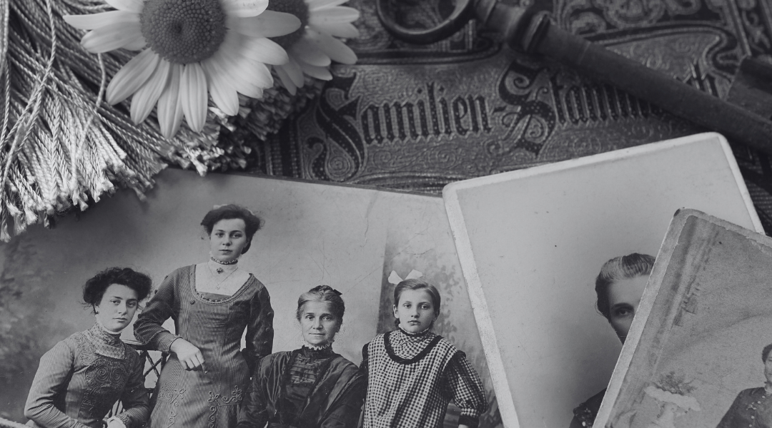 You are currently viewing 100 Prénoms Féminins Anciens : Le Guide Ultime